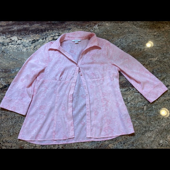 Dressbarn Size Large Pink Floral Pattern 3/4 Sleeve Button-Down Blouse - Picture 12 of 12